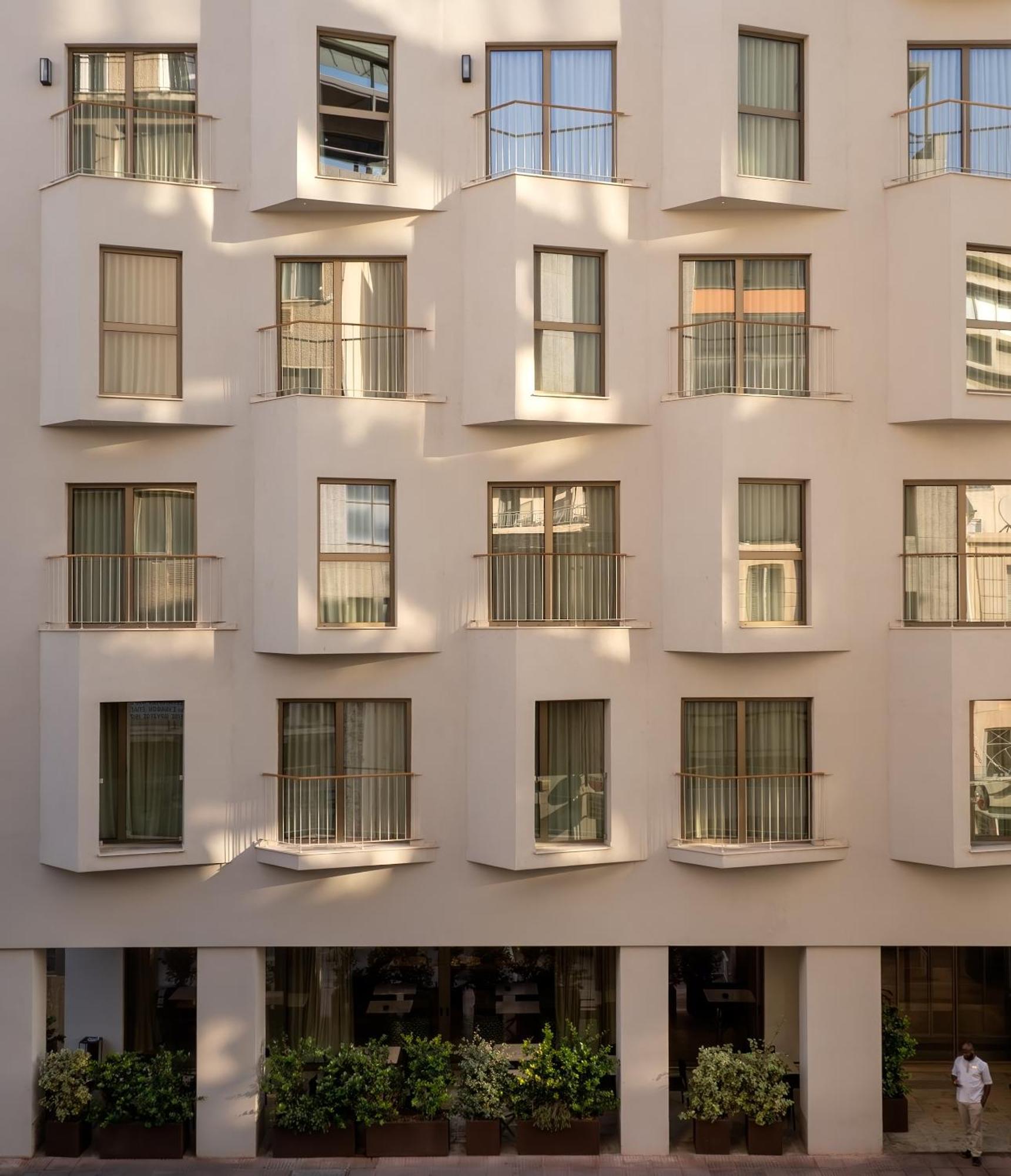 Mitsis N'U Piraeus Port Hotel Exterior photo